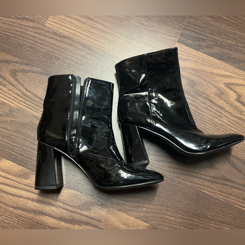 Steve Madden boots. Never worn